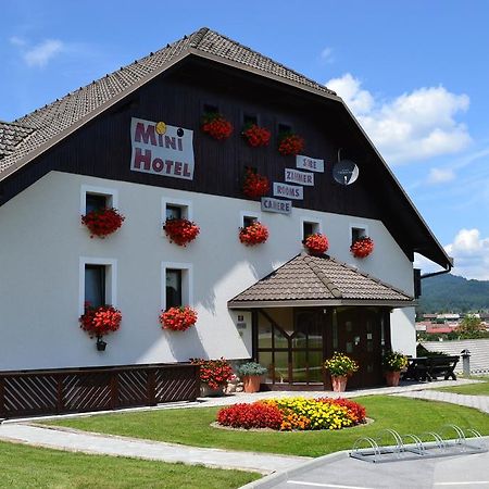 Mini hotel Škofja Loka エクステリア 写真