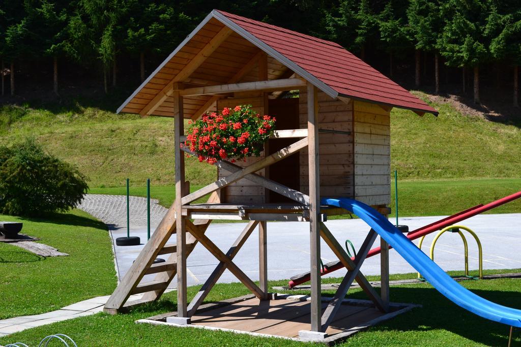 Mini hotel Škofja Loka エクステリア 写真
