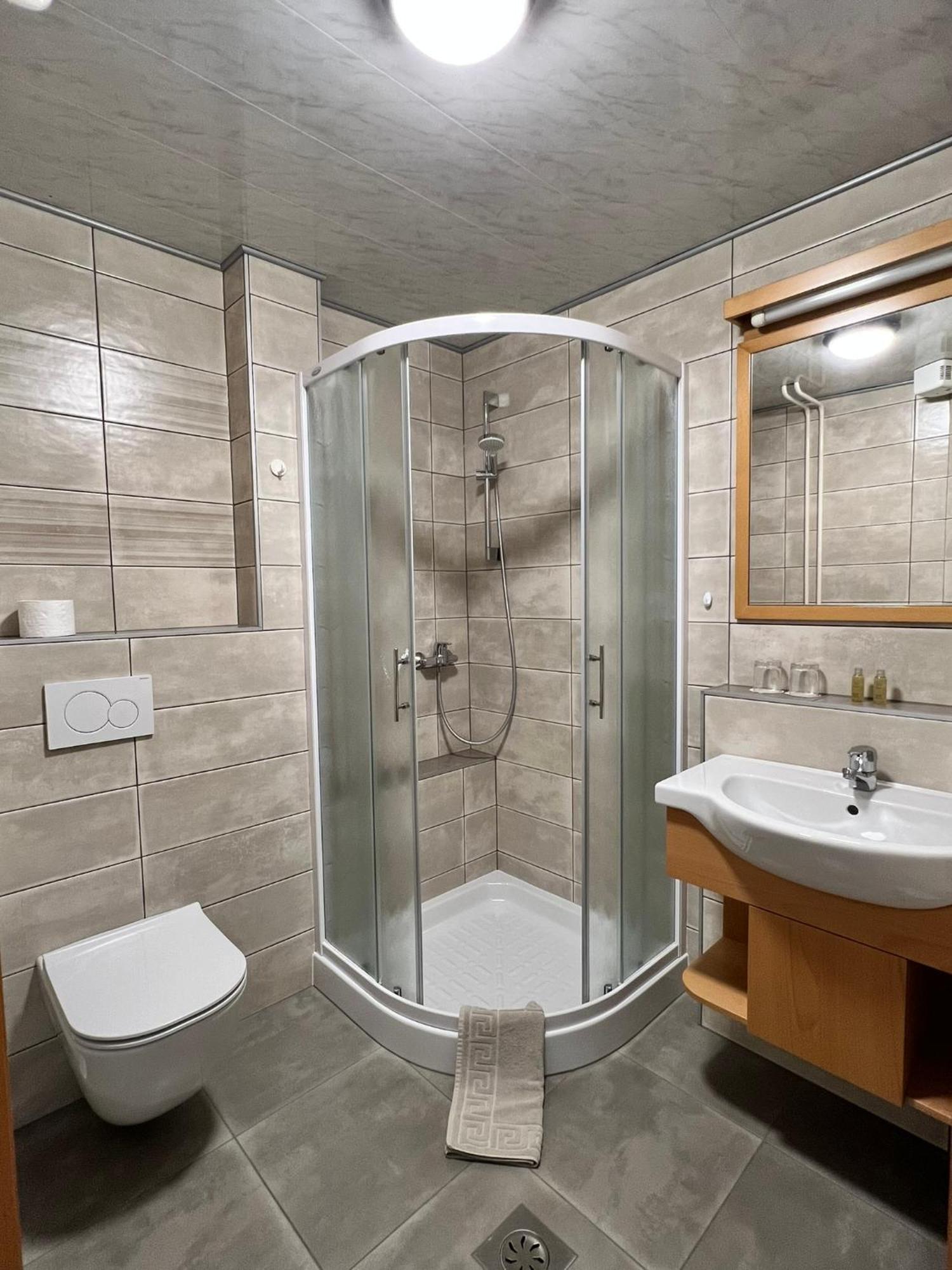 Mini hotel Škofja Loka エクステリア 写真