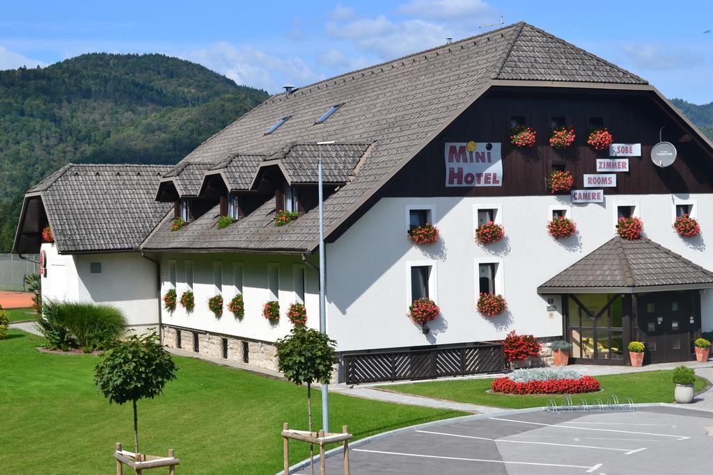 Mini hotel Škofja Loka エクステリア 写真