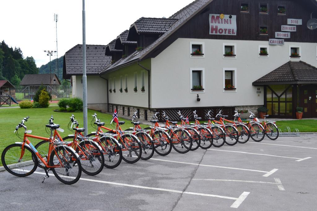 Mini hotel Škofja Loka エクステリア 写真