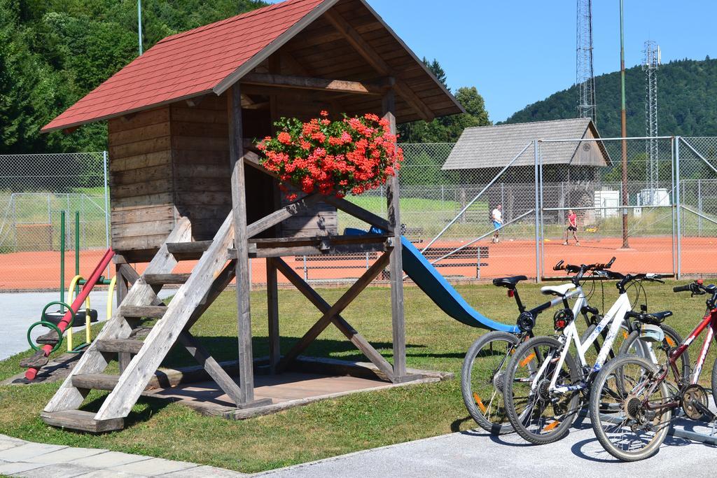 Mini hotel Škofja Loka エクステリア 写真