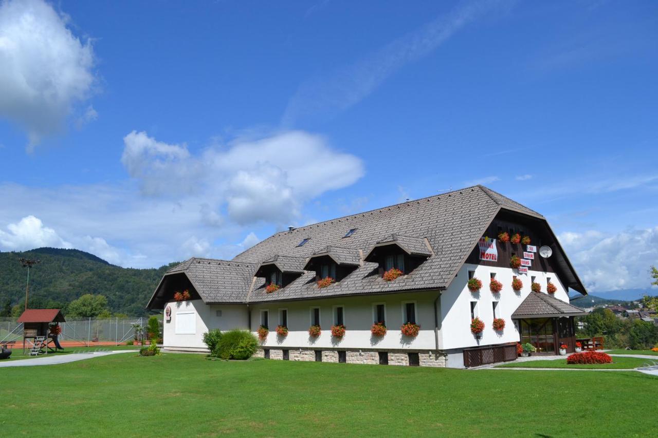 Mini hotel Škofja Loka エクステリア 写真