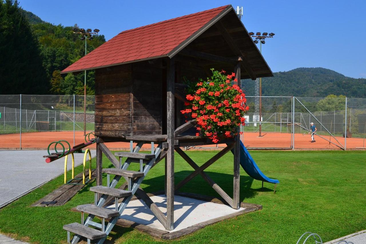 Mini hotel Škofja Loka エクステリア 写真