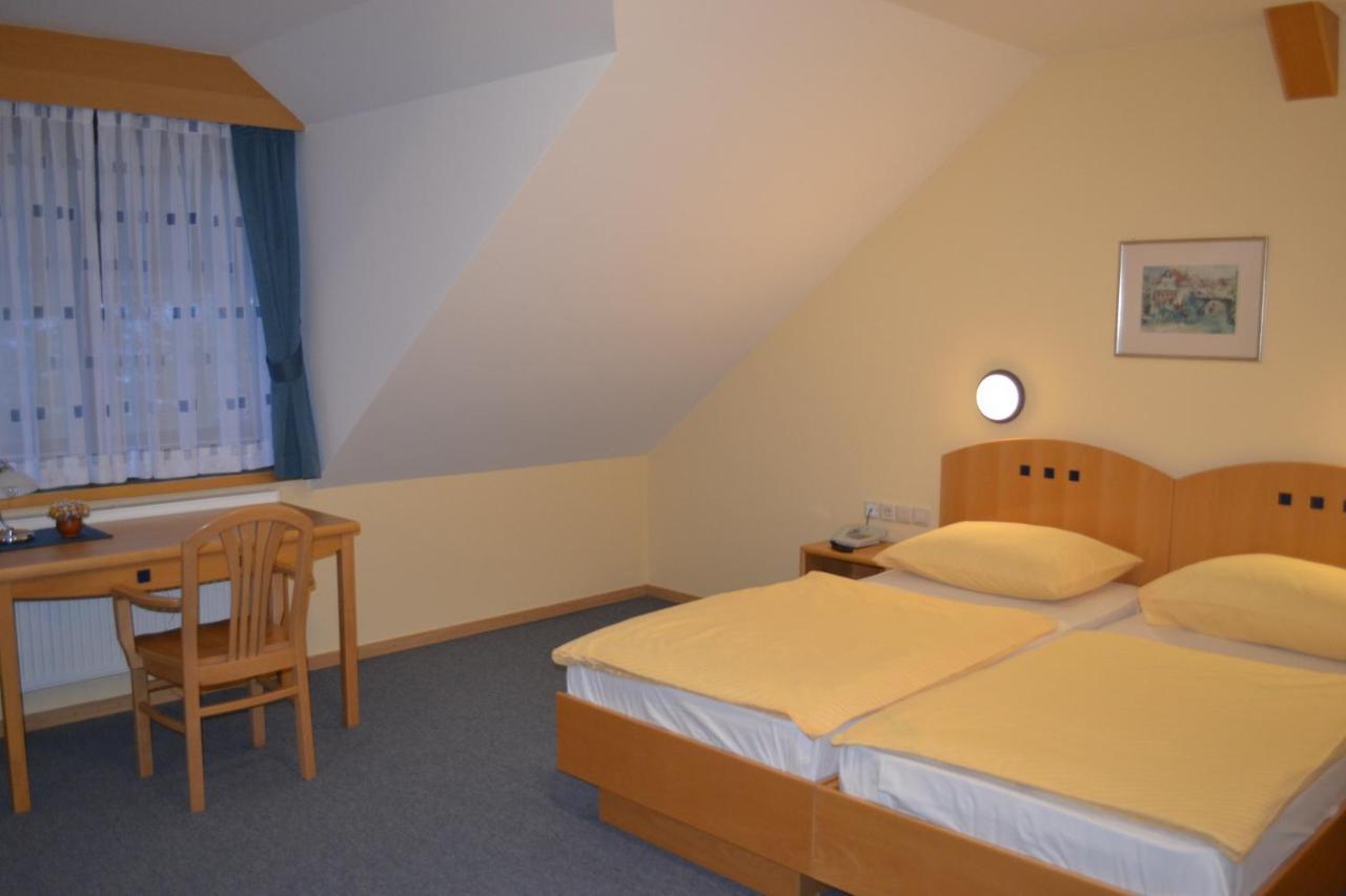 Mini hotel Škofja Loka エクステリア 写真